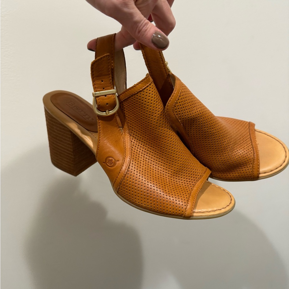 Born Tan Leather Block Heel Sandals